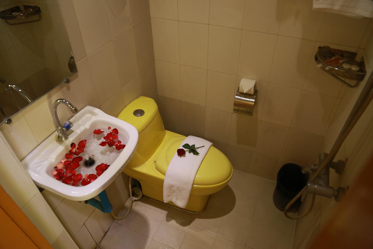 Hotel Shwe Pyi Tan Mandalay Exterior foto