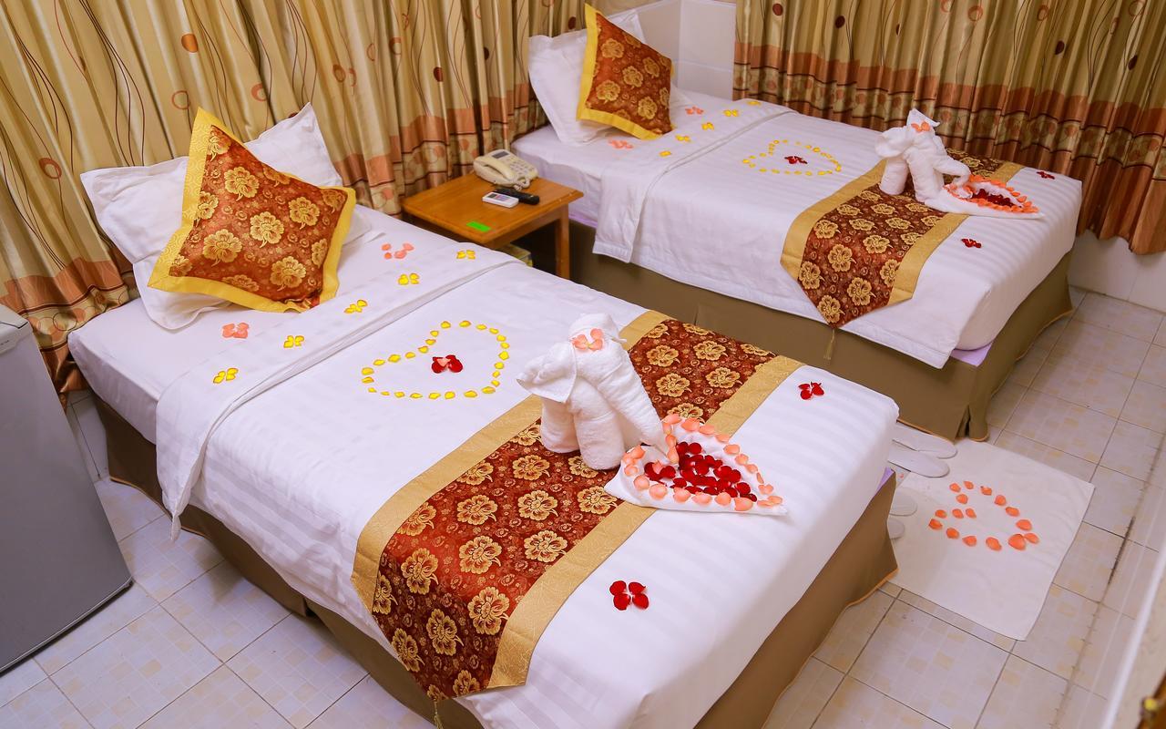 Hotel Shwe Pyi Tan Mandalay Exterior foto